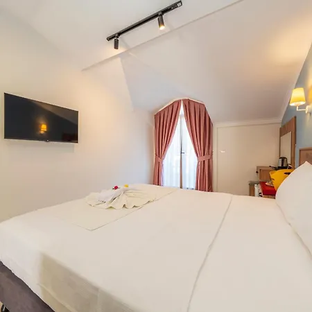 Katre Otel 4*
